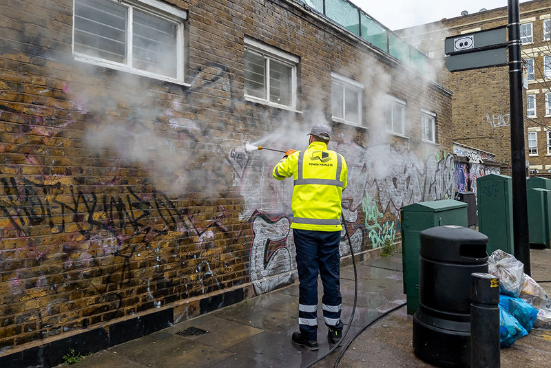 Cleaning graffiti – neighbourhood policing