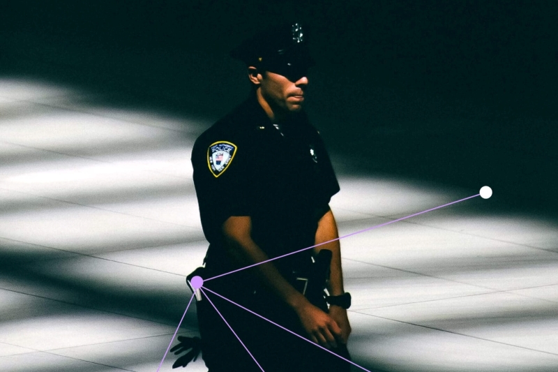 GraphAware image of US cop